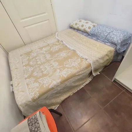 Nice Flat Within Walking Range To The Beach Apartment