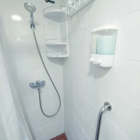 Nice Flat Within Walking Range To The Beach
