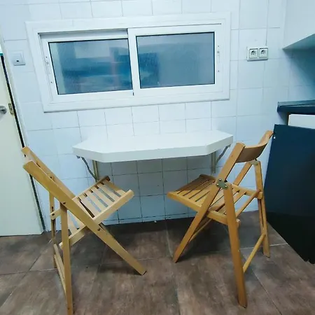 Apartment Nice Flat Within Walking Range To The Beach