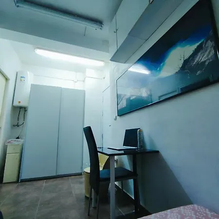 Nice Flat Within Walking Range To The Beach Barcelona