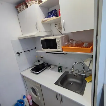 Nice Flat Within Walking Range To The Beach Barcellona